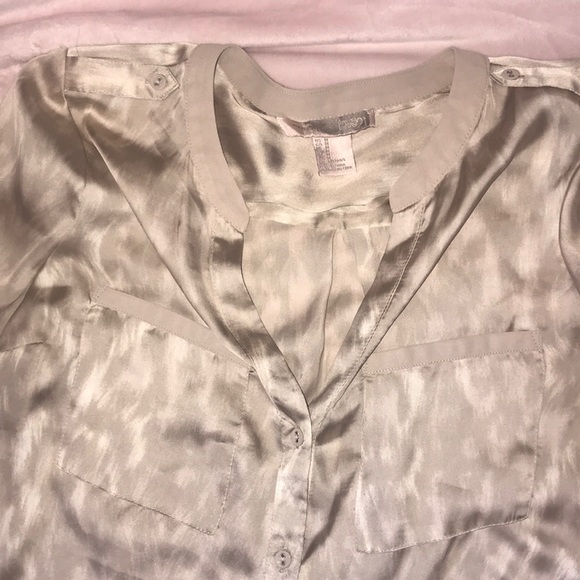 Forever 21 polyester button down - Picture 4 of 5